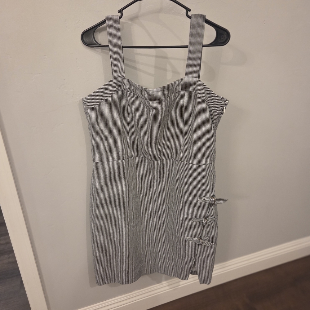 NWT Simply Noelle Gray Pinstripe Mini Dress